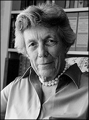 The image “http://www.log24.com/log/pix05A/050720-StElizabeth.jpg” cannot be displayed, because it contains errors.