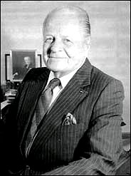 The image “http://www.log24.com/log/pix05B/051229-Dawson1.jpg” cannot be displayed, because it contains errors.